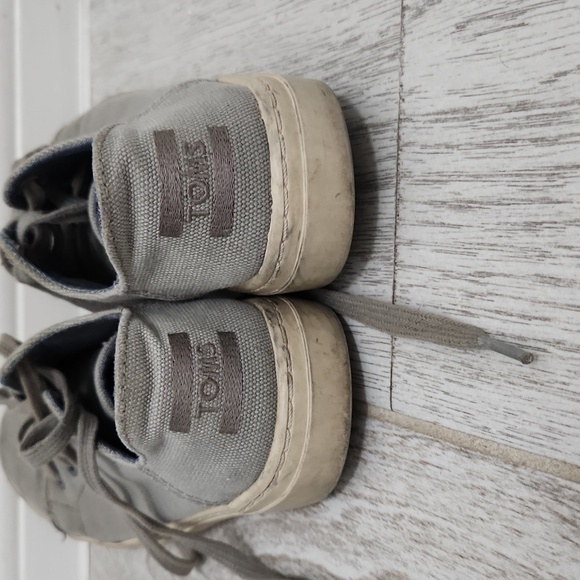 💣 5 For $20 Toms Gray Women's Sneakers - Picture 2 of 9